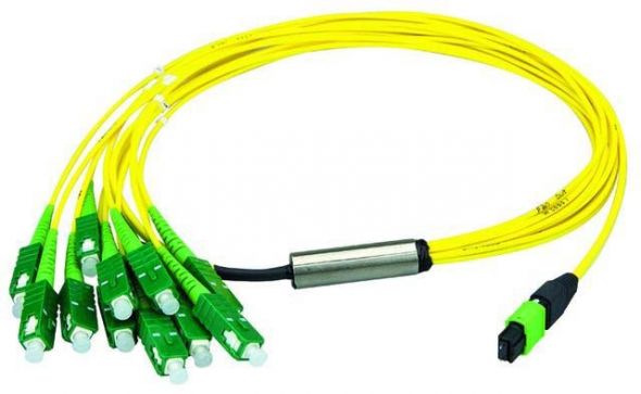 MPO/MTP Aufteilkabel gb 3m L00832A0030