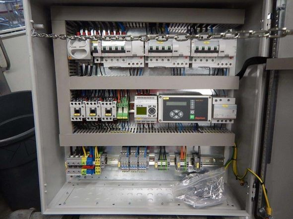 Schaltschrank SBS-09-HV-ECO-10