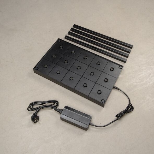 15 Platz Mini-Ladestation 7836-750