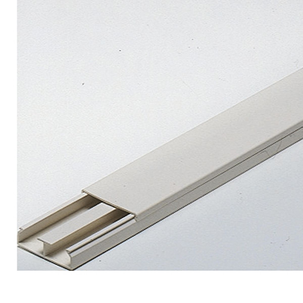 Leitungsführungskanal NP41056