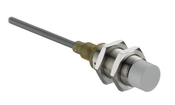 Induktiver Sensor ISS 218MM/44-8N0