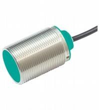 Induktiver Sensor NBB10-30GM40-E2